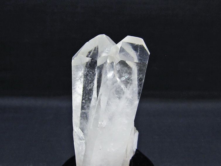 水晶 クラスター マダガスカル産 台座付属 水晶 原石 一点物 172-4300