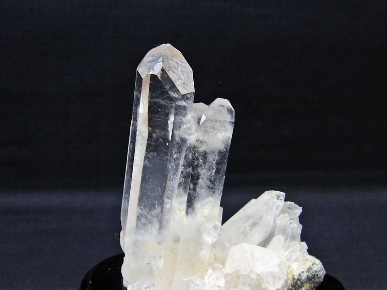 水晶 クラスター マダガスカル産 台座付属 水晶 原石 一点物 172-4334