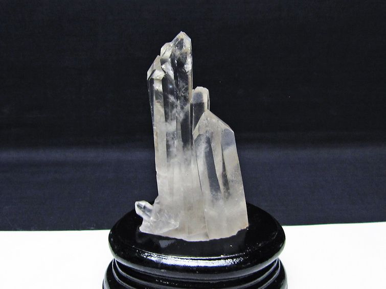 水晶 クラスター マダガスカル産 台座付属 水晶 原石 一点物 172-4335