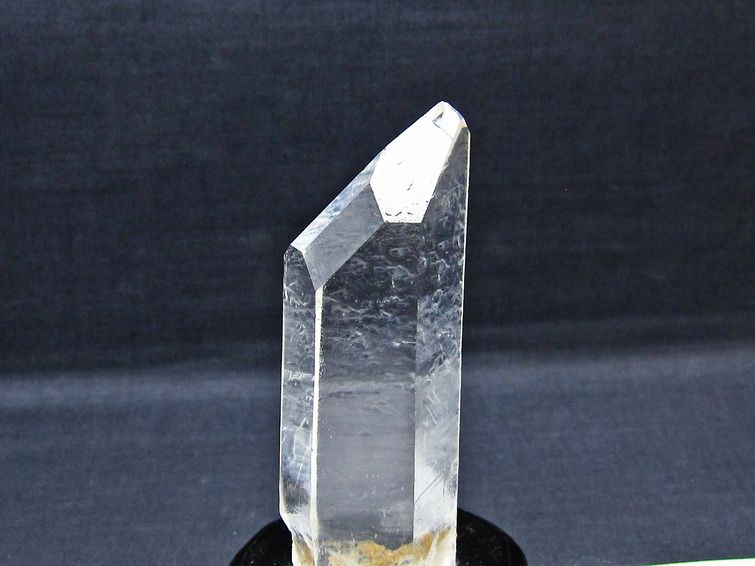 水晶 クラスター マダガスカル産 台座付属 水晶 原石 一点物 172-4337