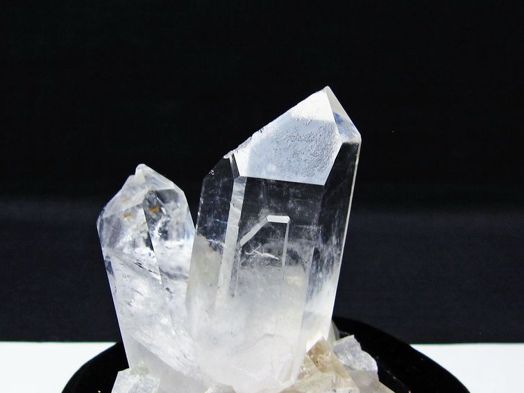 水晶 クラスター マダガスカル産 台座付属 水晶 原石 一点物 172-4348