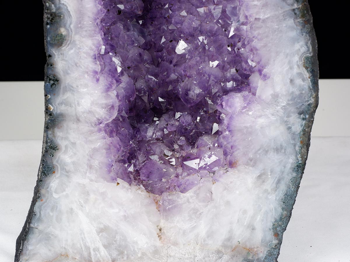 アメジストドーム 15.9Kg ブラジル産 ジオード カペーラ 一点物 174-2144