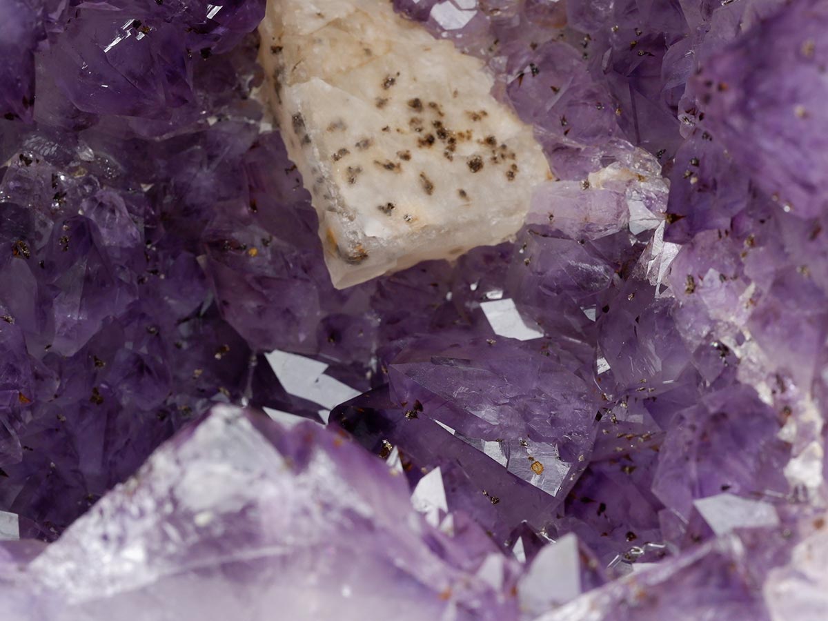 アメジストドーム 12.7Kg ブラジル産 ジオード カペーラ 一点物 174-2155