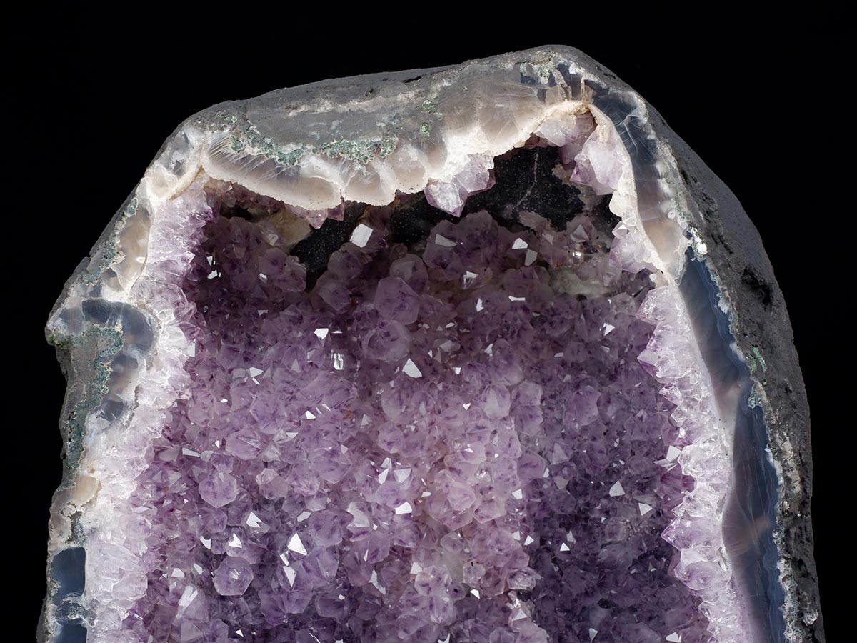 アメジストドーム 20.7Kg ブラジル産 ジオード カペーラ 一点物 174-2164