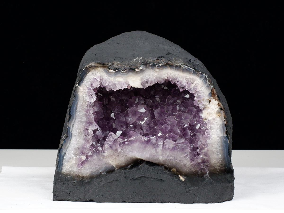 アメジストドーム 7.8Kg ブラジル産 ジオード カペーラ 一点物 174-2167