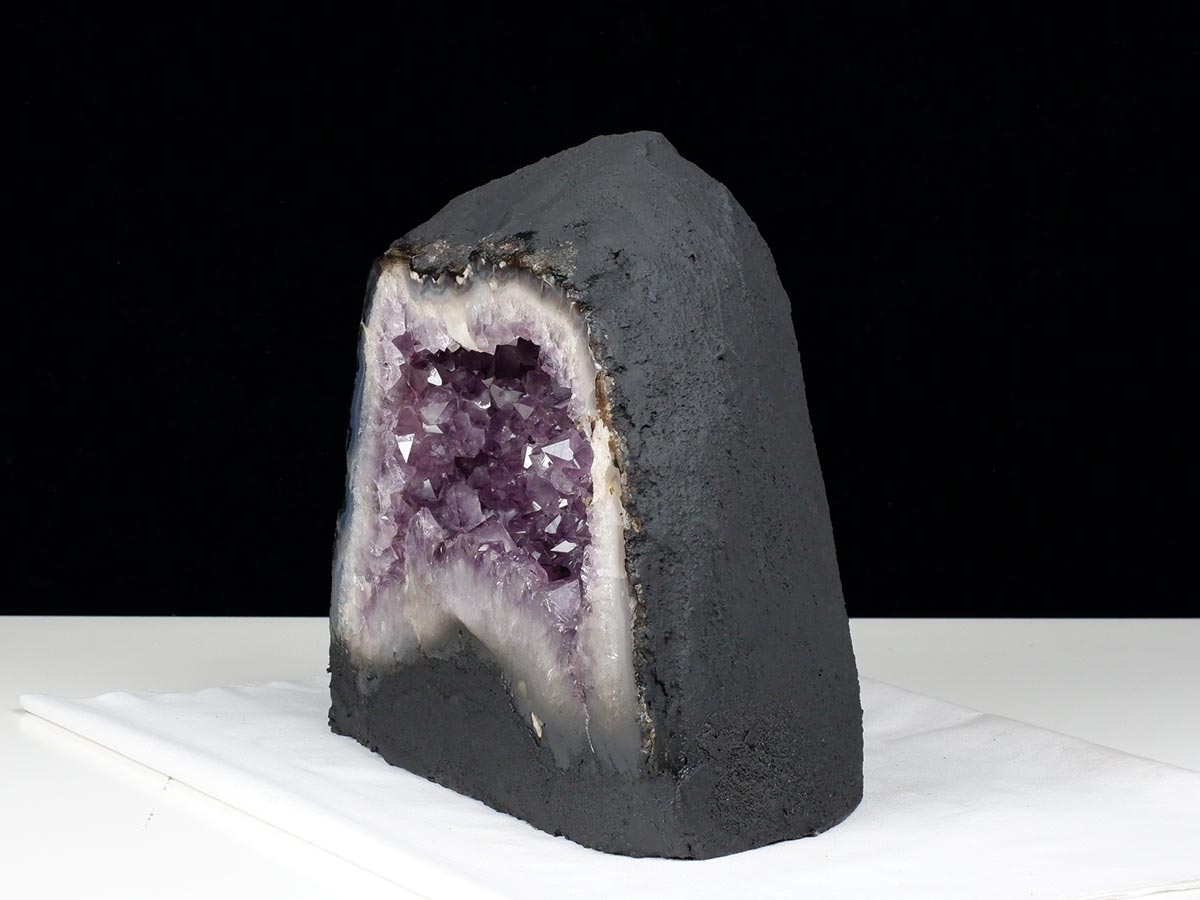 アメジストドーム 7.8Kg ブラジル産 ジオード カペーラ 一点物 174-2167