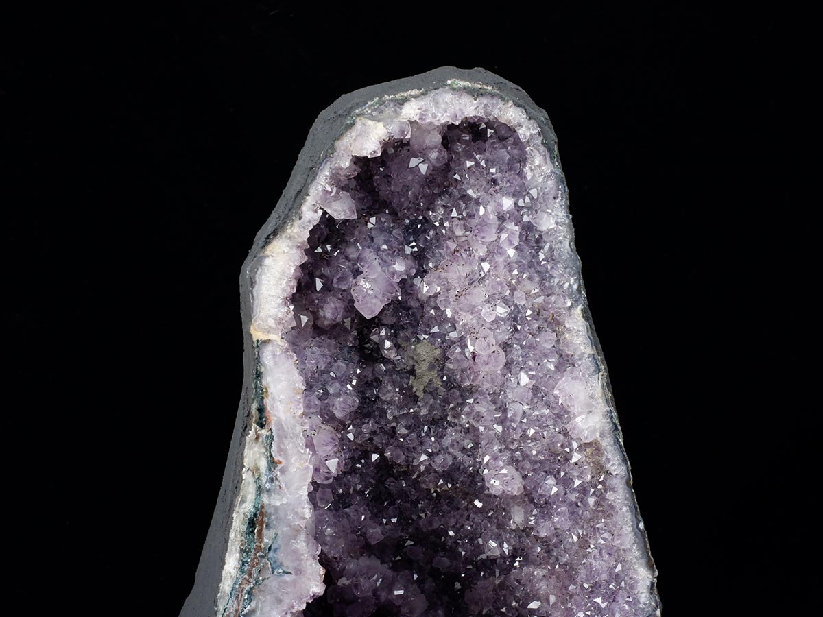 アメジストドーム 17.7Kg ブラジル産 ジオード カペーラ 一点物 174-2169