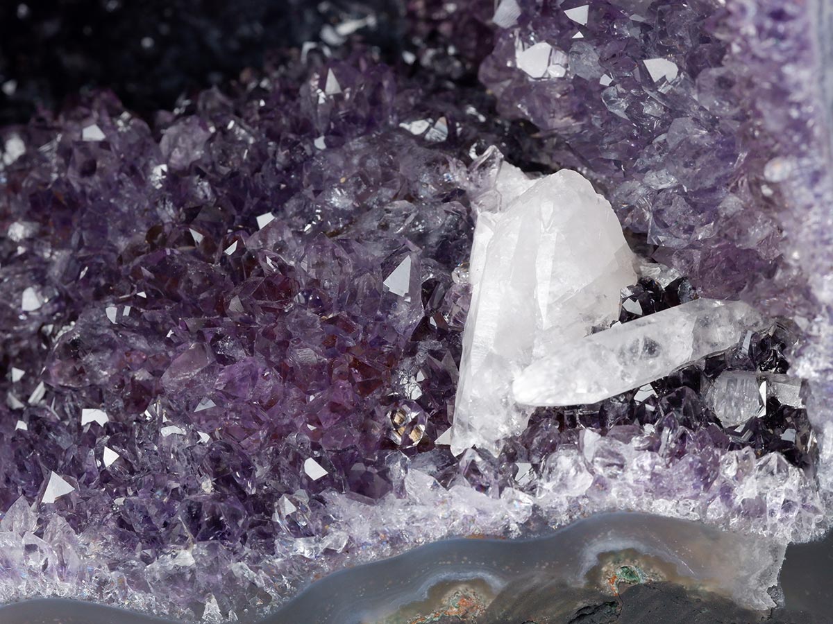 アメジストドーム 11Kg ブラジル産 ジオード カペーラ 一点物 174-2170