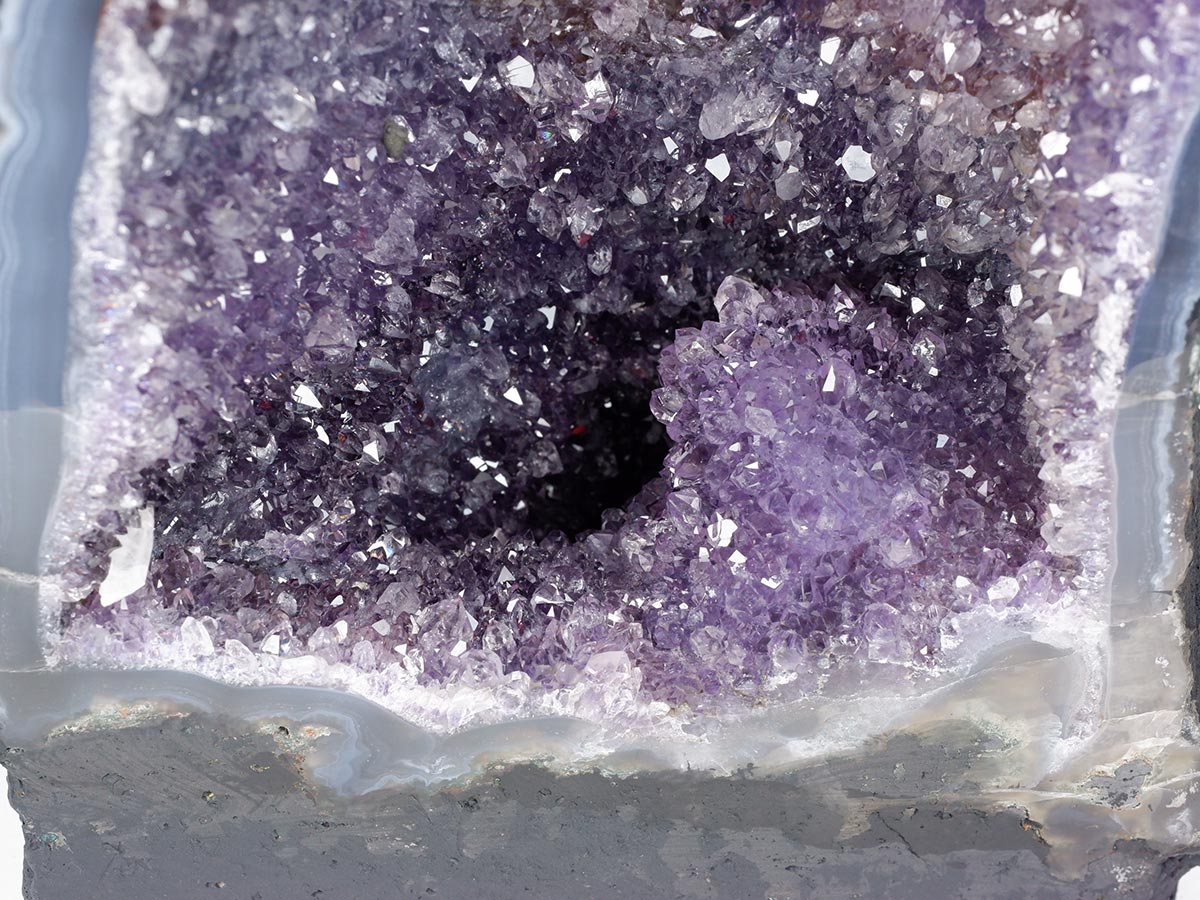 アメジストドーム 11Kg ブラジル産 ジオード カペーラ 一点物 174-2171