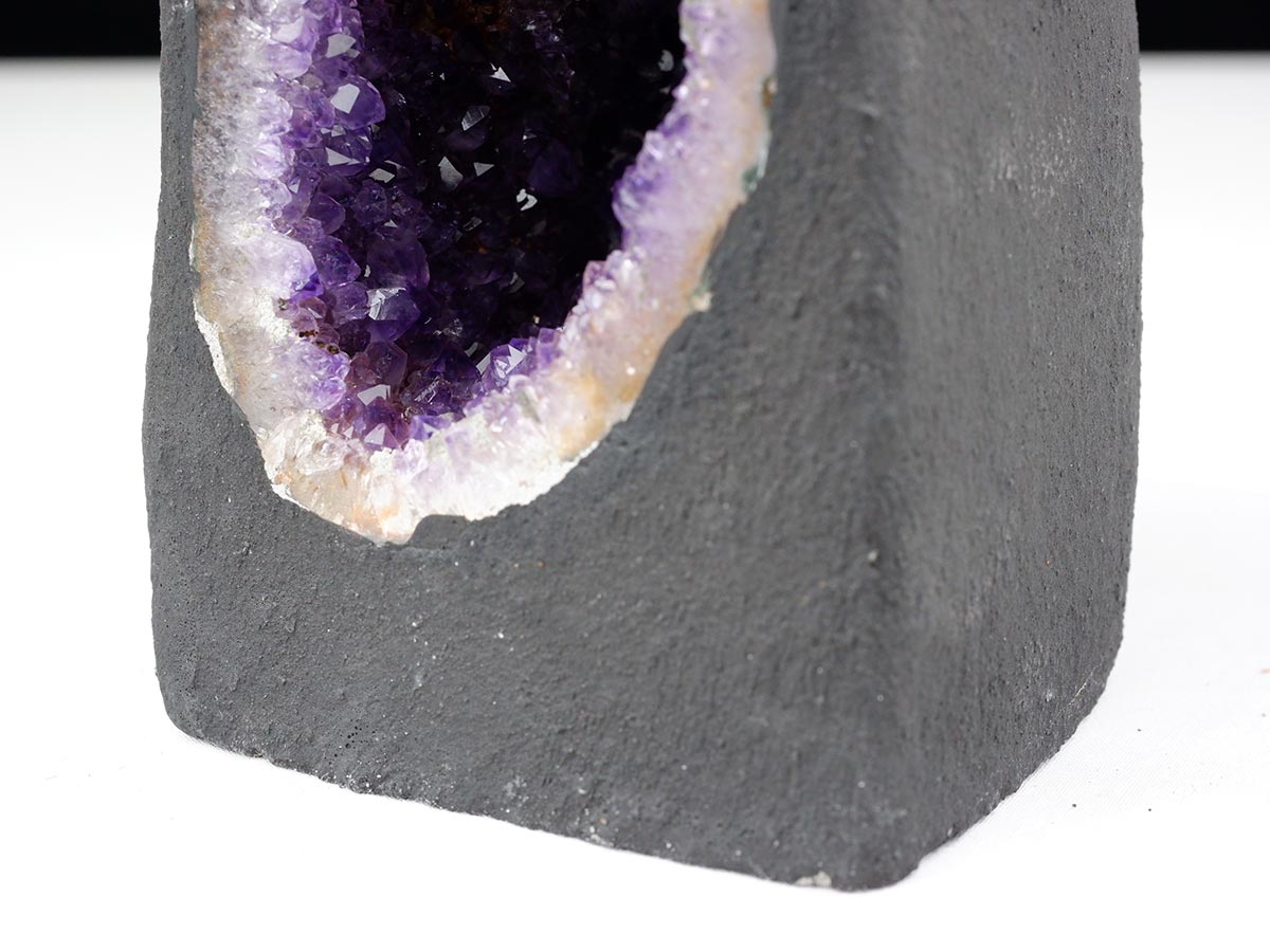 アメジストドーム 1.3Kg ウルグアイ産 ジオード カペーラ amethyst 一点物 174-2173