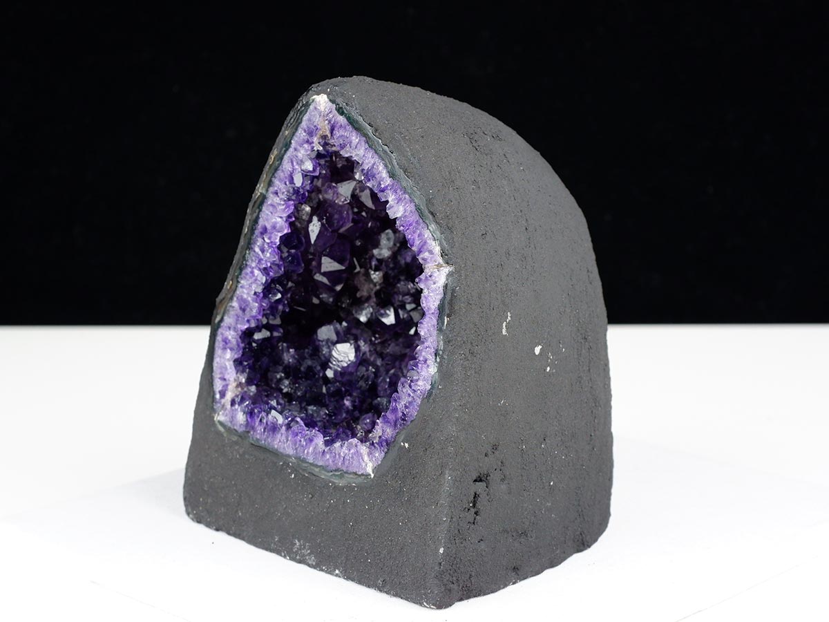 アメジストドーム 1.5Kg ウルグアイ産 ジオード カペーラ amethyst 一点物 174-2176