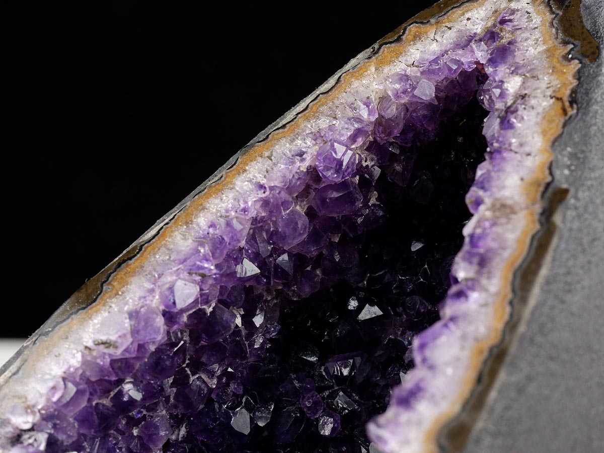 アメジストドーム 2.3Kg ウルグアイ産 ジオード カペーラ amethyst 一点物 174-2184