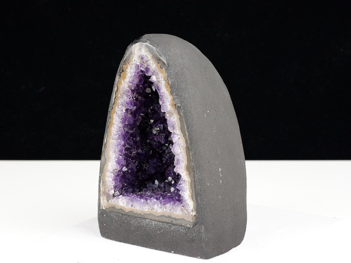 アメジストドーム 2.3Kg ウルグアイ産 ジオード カペーラ amethyst 一点物 174-2184