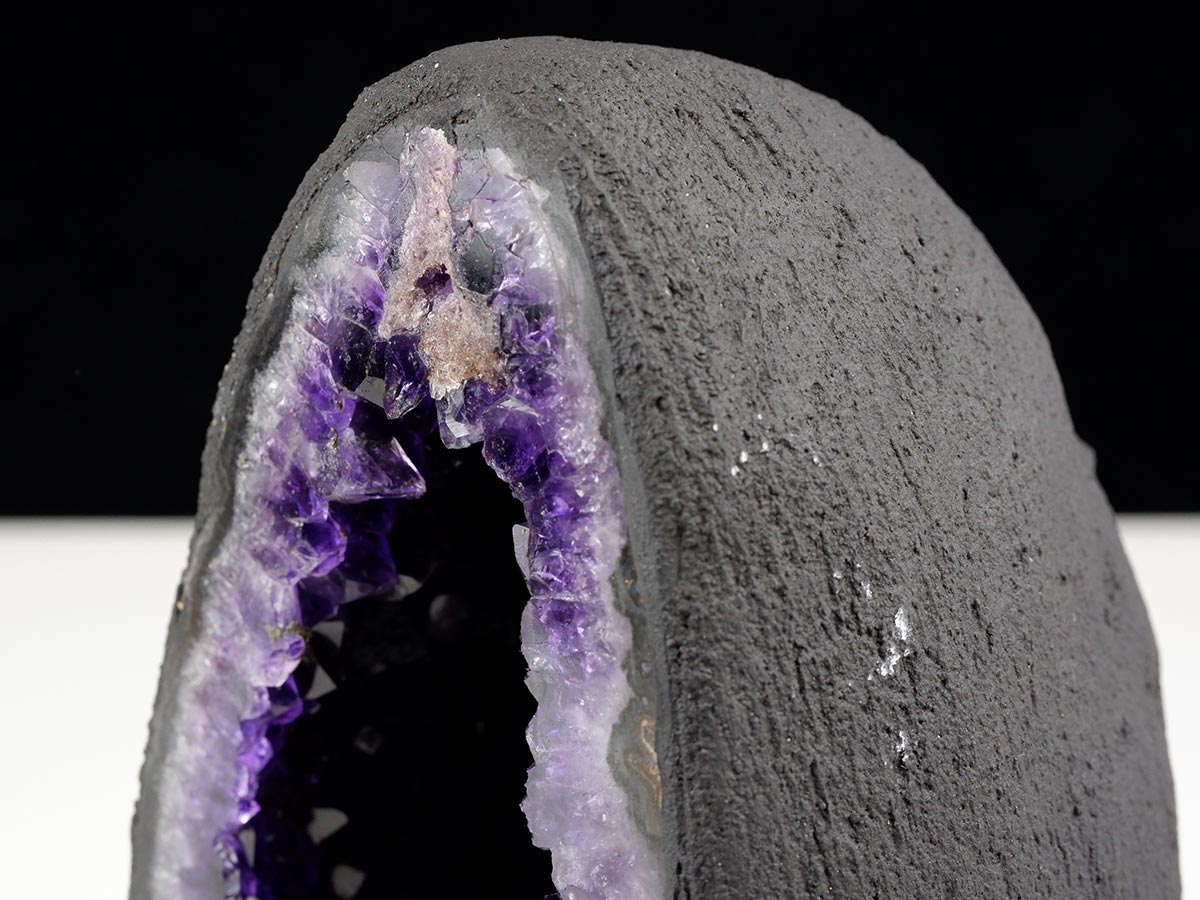 アメジストドーム 2.4Kg ウルグアイ産 ジオード カペーラ amethyst 一点物 174-2185