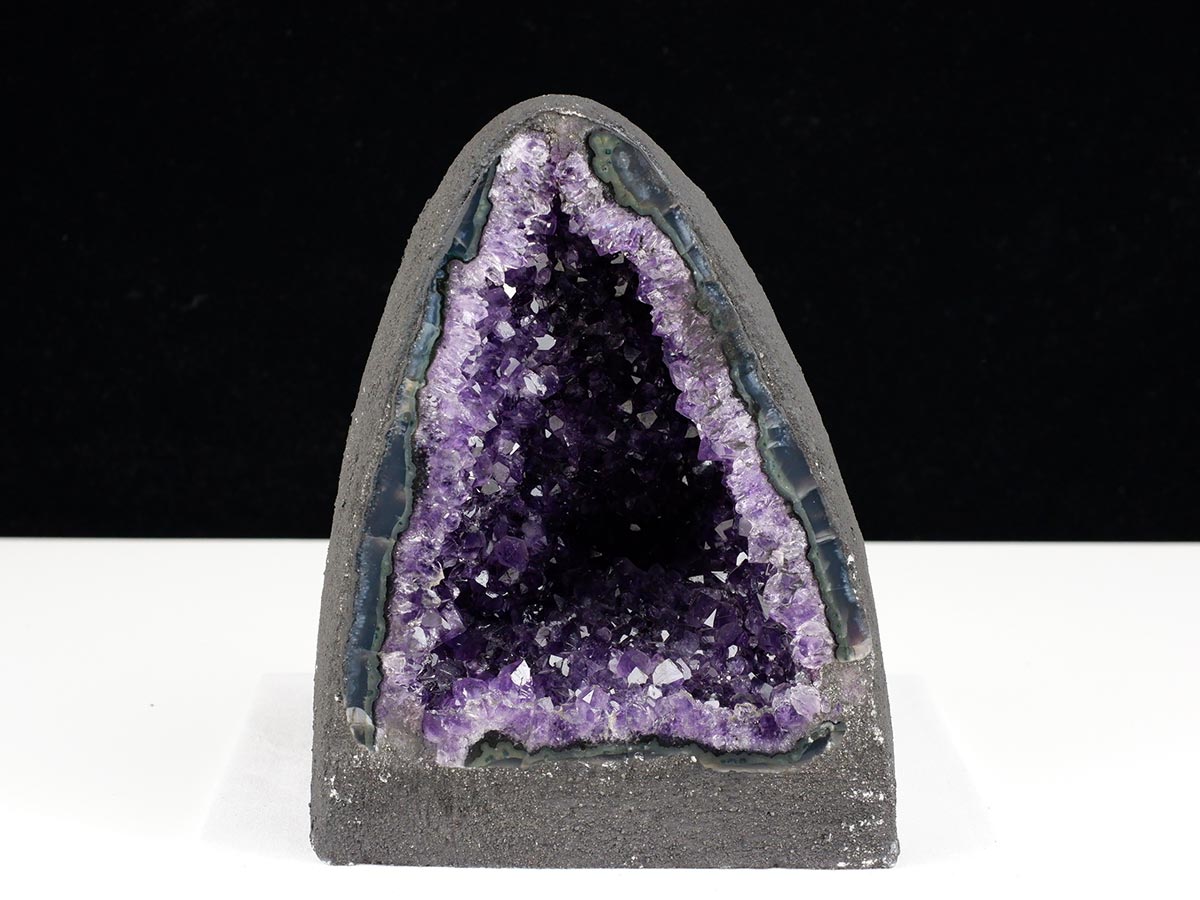 アメジストドーム 2.7Kg ウルグアイ産 ジオード カペーラ amethyst 一点物 174-2186