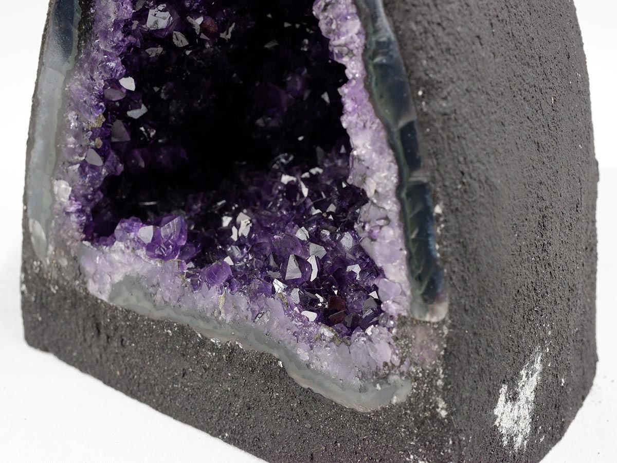 アメジストドーム 2.7Kg ウルグアイ産 ジオード カペーラ amethyst 一点物 174-2186