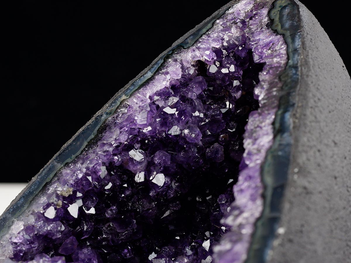 アメジストドーム 2.7Kg ウルグアイ産 ジオード カペーラ amethyst 一点物 174-2186