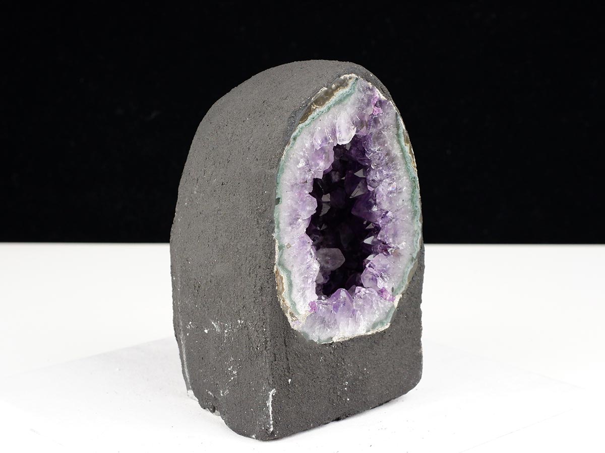 アメジストドーム 1.8Kg ウルグアイ産 ジオード カペーラ amethyst 一点物 174-2193