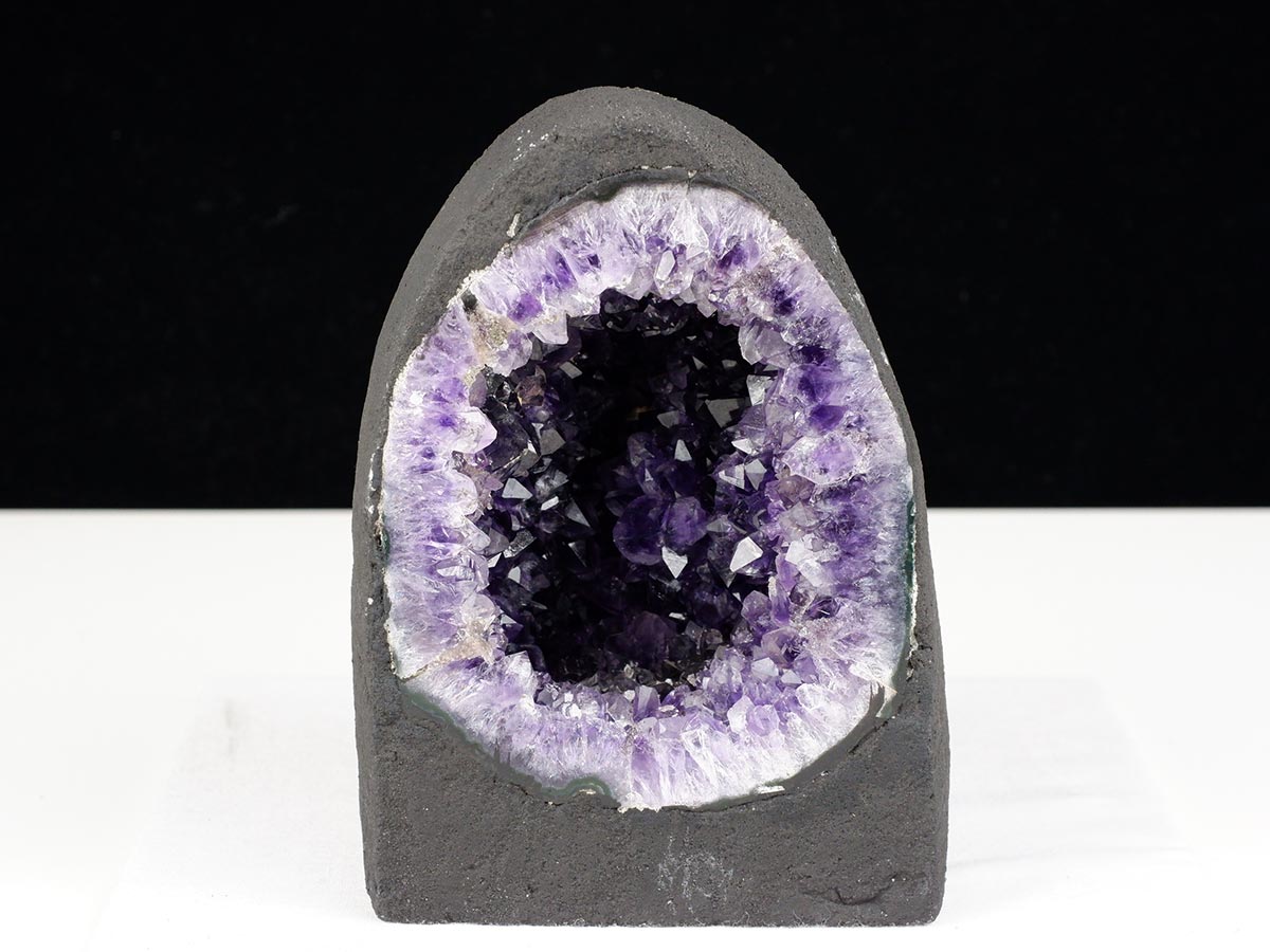 アメジストドーム 1.9Kg ウルグアイ産 ジオード カペーラ amethyst 一点物 174-2194