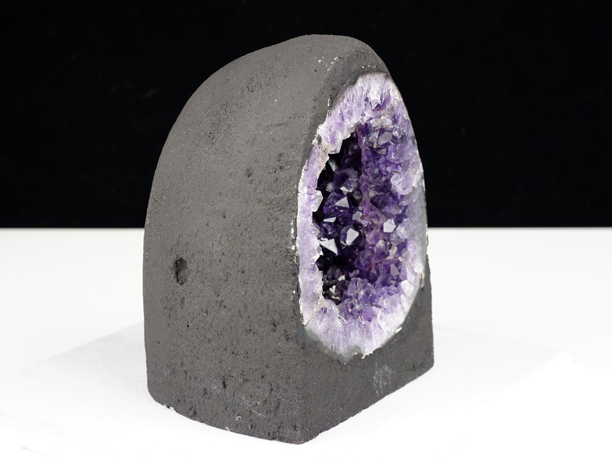 アメジストドーム 1.9Kg ウルグアイ産 ジオード カペーラ amethyst 一点物 174-2194