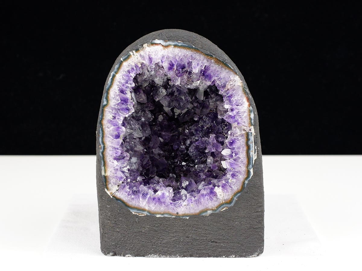 アメジストドーム 1.9Kg ウルグアイ産 ジオード カペーラ amethyst 一点物 174-2197