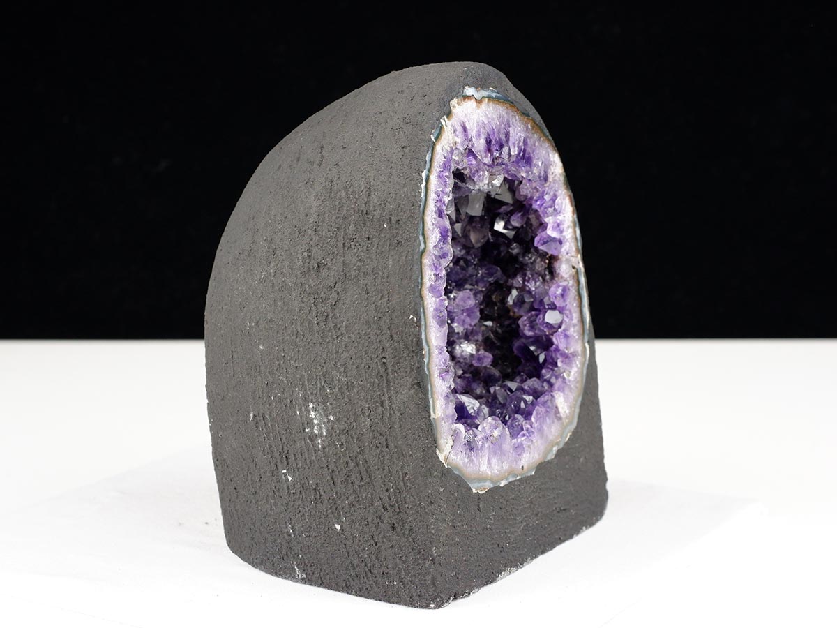 アメジストドーム 1.9Kg ウルグアイ産 ジオード カペーラ amethyst 一点物 174-2197