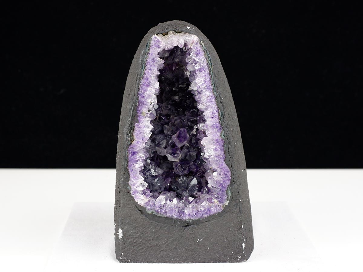 アメジストドーム 1.9Kg ウルグアイ産 ジオード カペーラ amethyst 一点物 174-2198