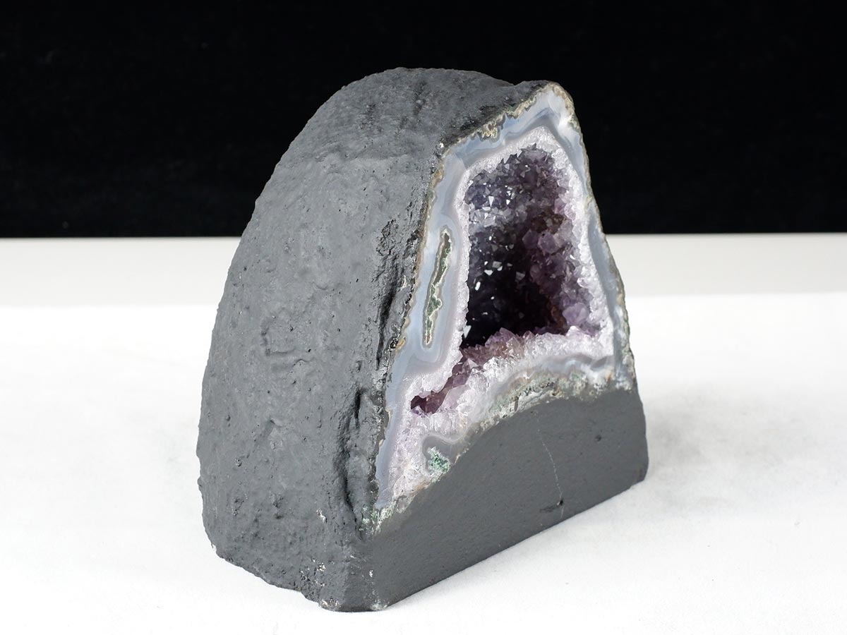 2.5Kg アメジストドーム ブラジル産 アメジスト ドーム 原石 置物 一点物 174-2235