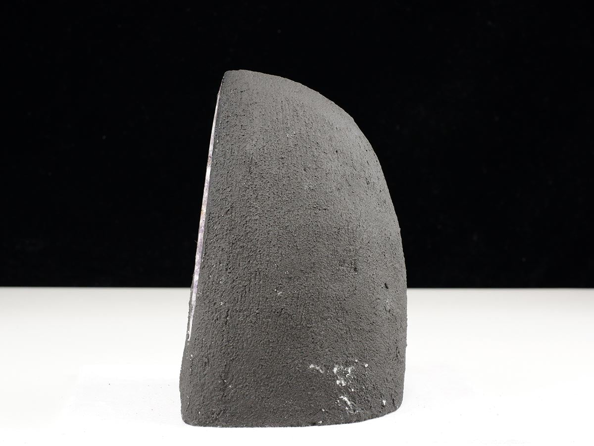 アメジストドーム 2Kg ウルグアイ産 アメジスト ドーム ジオード 原石 置物 カペーラ 一点物  174-2265[sold out]