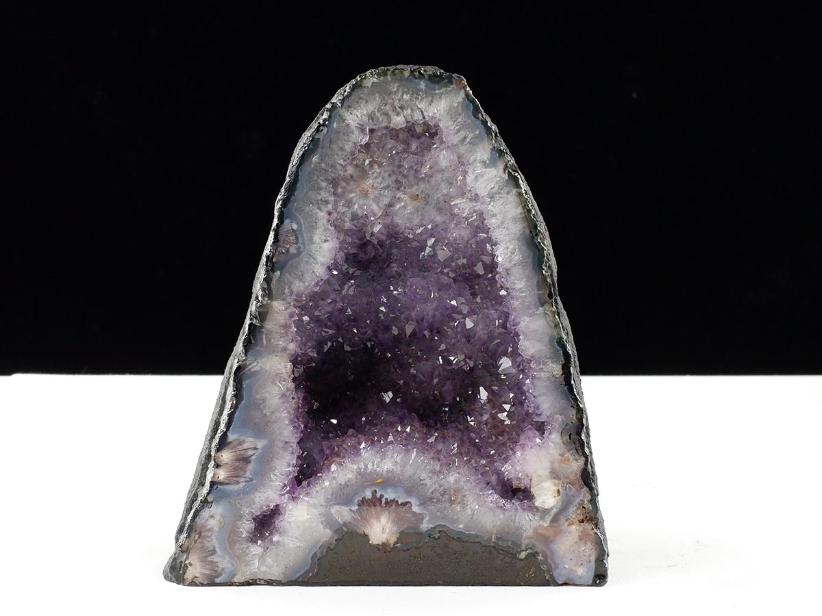 アメジストドーム 3.5Kg ブラジル産 アメジスト ドーム 原石 置物 ジオード amethyst 一点物 174-2373