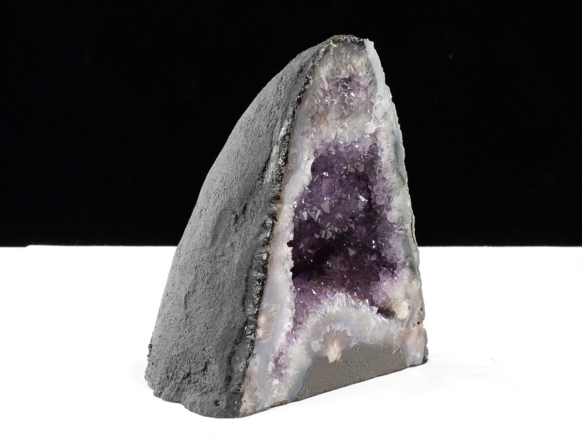 アメジストドーム 3.5Kg ブラジル産 アメジスト ドーム 原石 置物 ジオード amethyst 一点物 174-2373