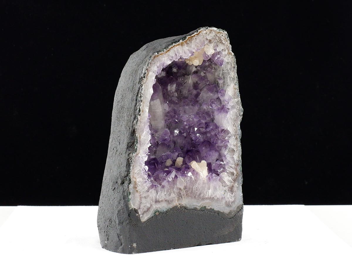 アメジストドーム 5.7Kg ブラジル産 アメジスト ドーム 原石 置物 ジオード amethyst 一点物 174-2393