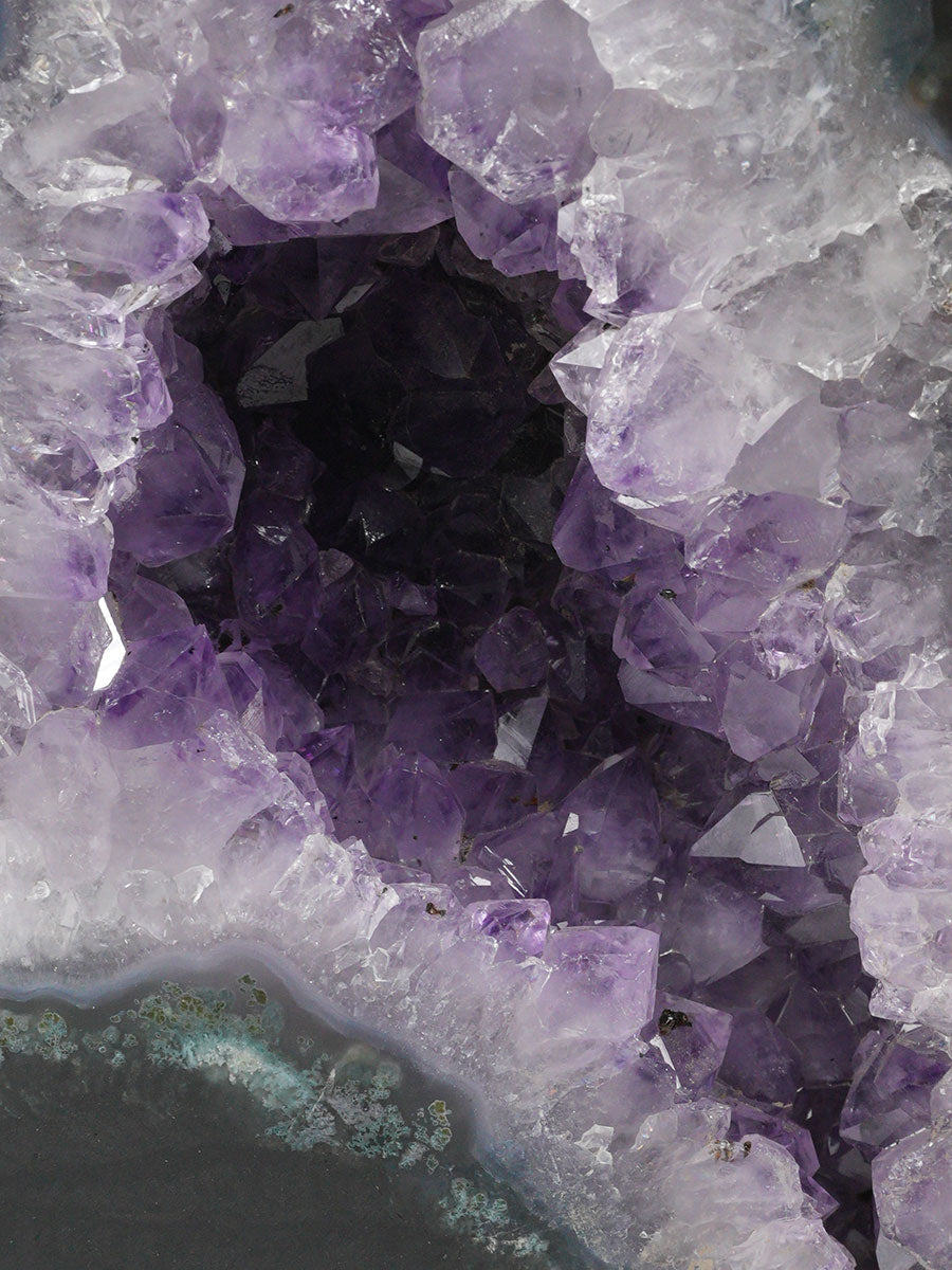 アメジストドーム 4.4Kg ブラジル産 アメジスト ドーム 原石 置物 ジオード amethyst 一点物 174-2396