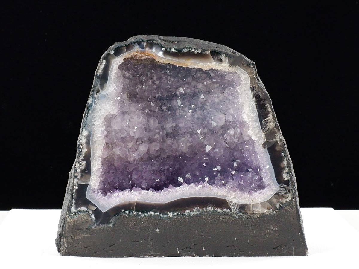 アメジストドーム 8.2Kg ブラジル産 アメジスト ドーム 原石 置物 ジオード amethyst 一点物 174-2397