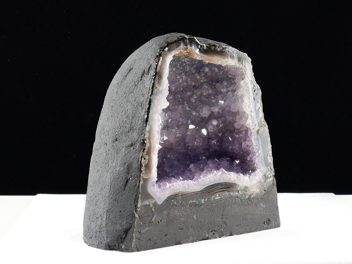 アメジストドーム 8.2Kg ブラジル産 アメジスト ドーム 原石 置物 ジオード amethyst 一点物 174-2397