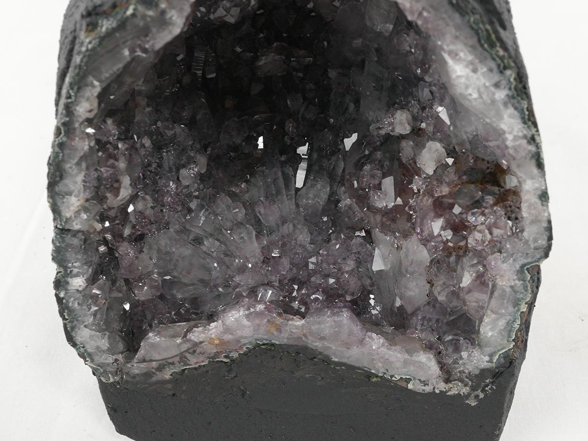 アメジストドーム 3.4Kg ブラジル産 アメジスト ドーム 原石 置物 ジオード amethyst 一点物 174-2398