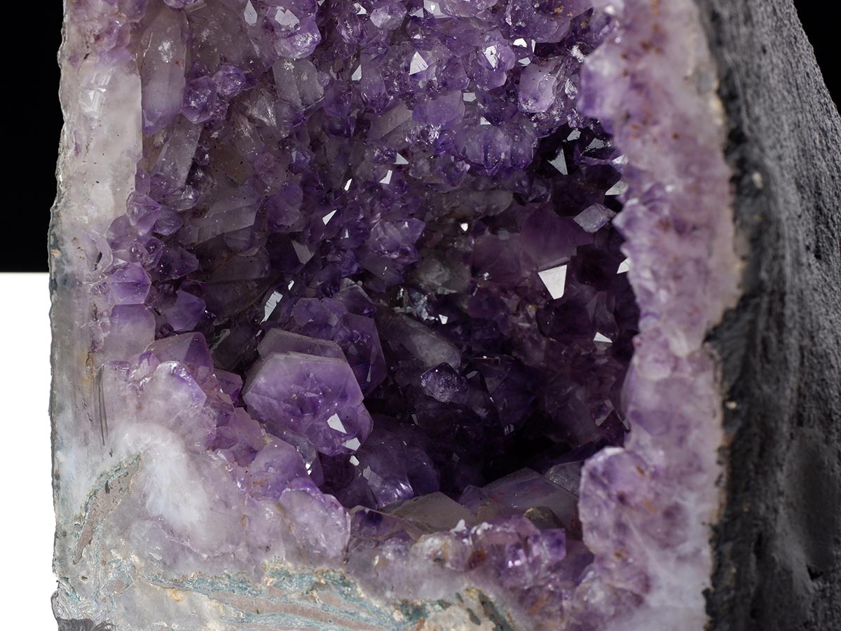 アメジストドーム 16.1kg ブラジル産 amethyst アメジスト ドーム 原石 ジオード 置物 一点物 174-2456