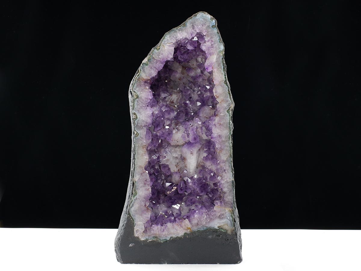 アメジストドーム 20kg ブラジル産 amethyst アメジスト ドーム 原石 ジオード 置物 一点物 174-2460