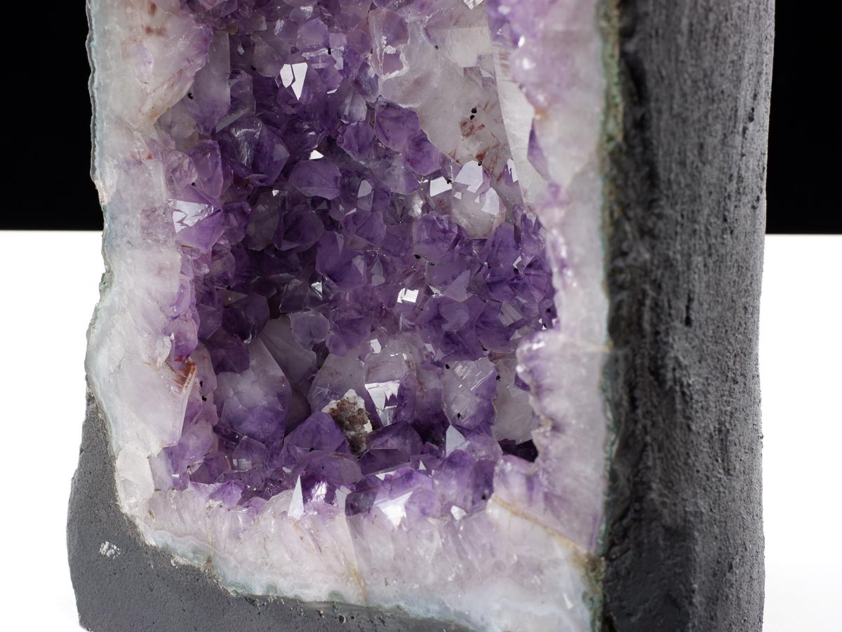 アメジストドーム 20kg ブラジル産 amethyst アメジスト ドーム 原石 ジオード 置物 一点物 174-2460