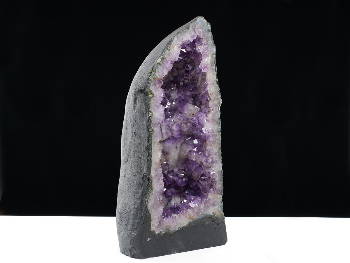 アメジストドーム 20kg ブラジル産 amethyst アメジスト ドーム 原石 ジオード 置物 一点物 174-2460