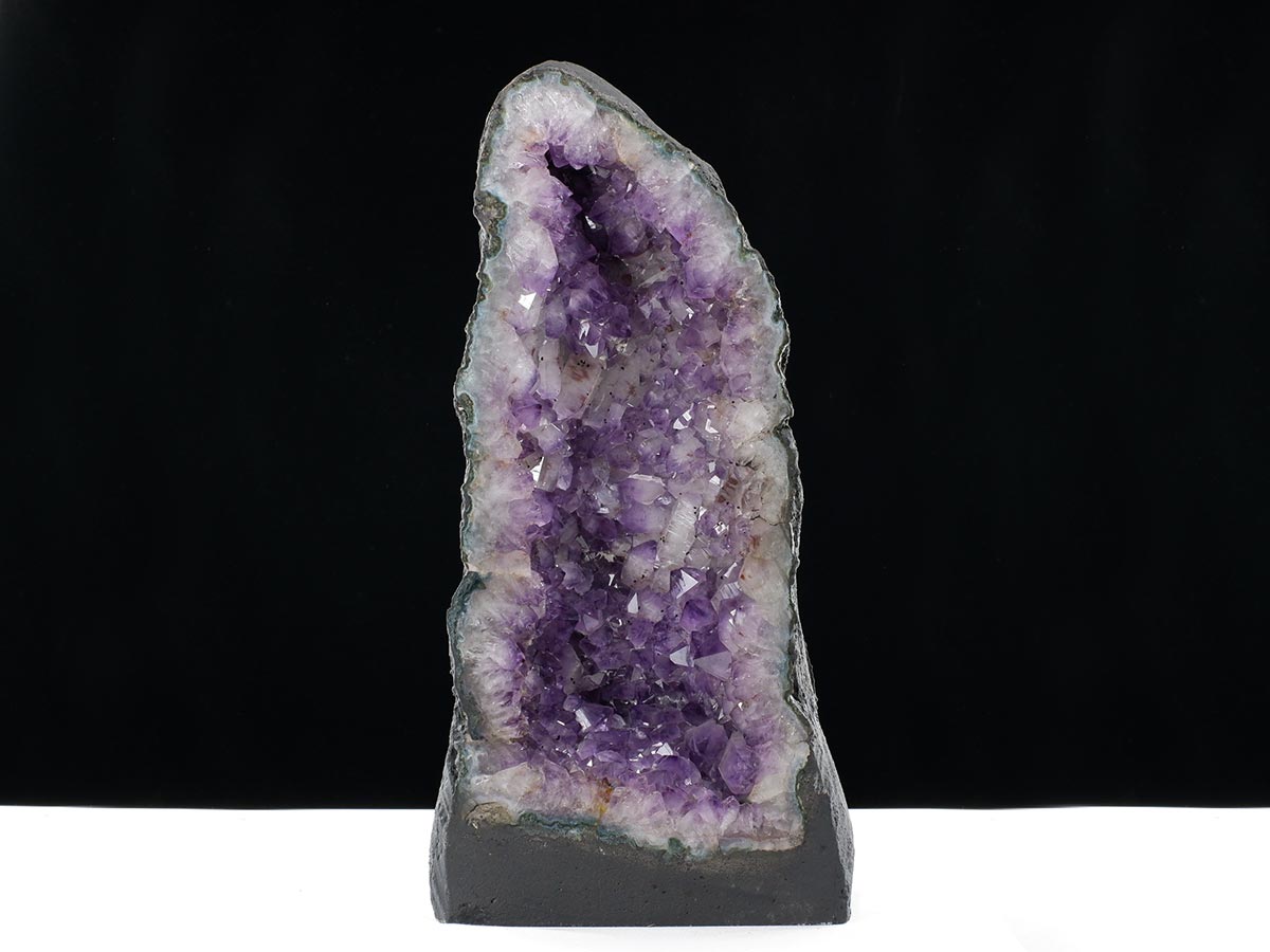 アメジストドーム 16.9kg ブラジル産 amethyst アメジスト ドーム 原石 ジオード 置物 一点物 174-2461
