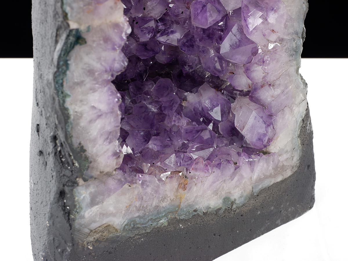アメジストドーム 16.9kg ブラジル産 amethyst アメジスト ドーム 原石 ジオード 置物 一点物 174-2461