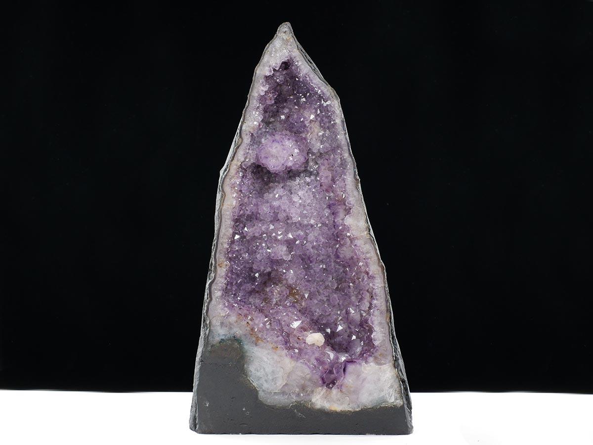 アメジストドーム 22kg ブラジル産 amethyst アメジスト ドーム 原石 ジオード 置物 一点物 174-2462