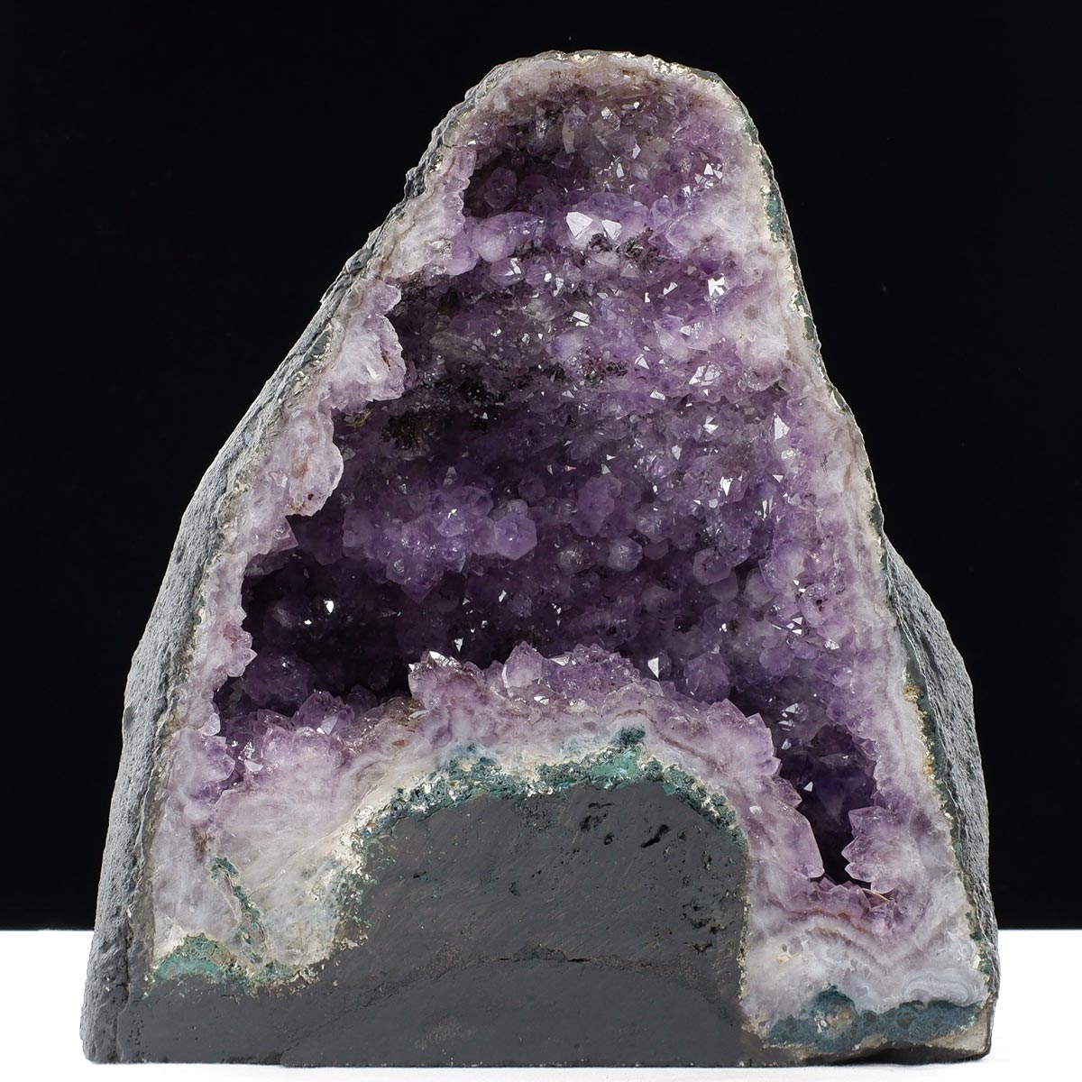 アメジストドーム 17.4kg ブラジル産 amethyst アメジスト ドーム 原石 ジオード 置物 一点物 174-2468
