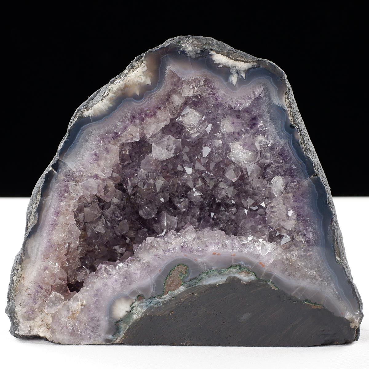 アメジストドーム 2.2kg ブラジル産 amethyst アメジスト ドーム 原石 ジオード 置物 一点物 174-2472