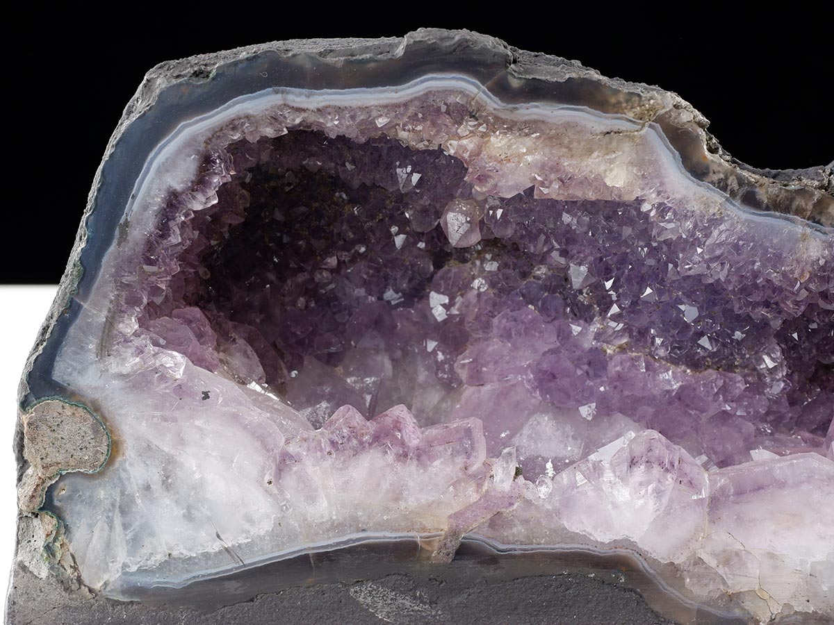 アメジストドーム 7.8kg ブラジル産 amethyst アメジスト ドーム 原石 ジオード 置物 一点物 174-2478