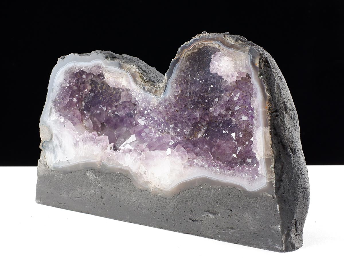 アメジストドーム 7.8kg ブラジル産 amethyst アメジスト ドーム 原石 ジオード 置物 一点物 174-2478