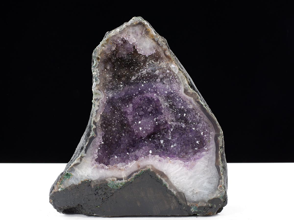 アメジストドーム 4.3kg ブラジル産 amethyst アメジスト ドーム 原石 ジオード 置物 一点物 174-2480