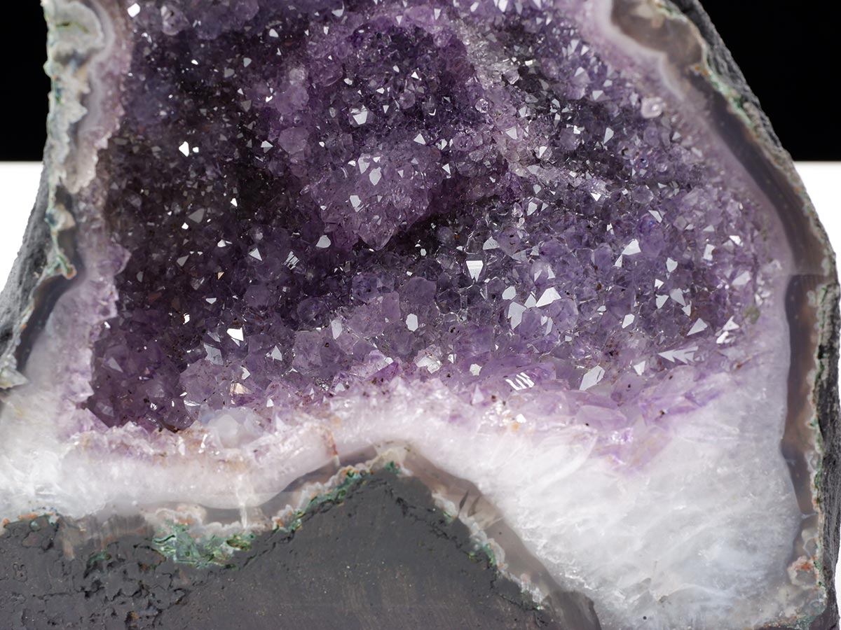 アメジストドーム 4.3kg ブラジル産 amethyst アメジスト ドーム 原石 ジオード 置物 一点物 174-2480