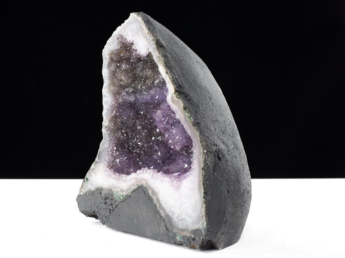 アメジストドーム 4.3kg ブラジル産 amethyst アメジスト ドーム 原石 ジオード 置物 一点物 174-2480